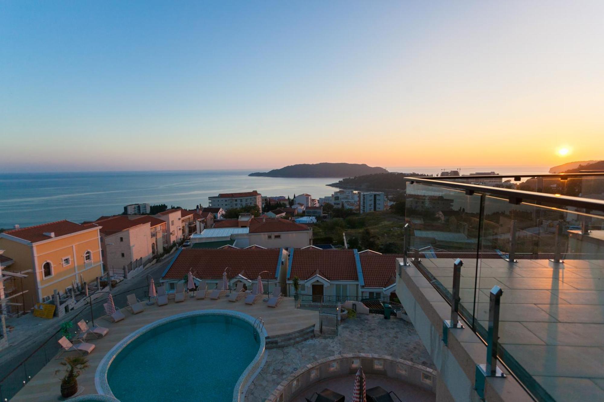 Spa Resort Luxury Apartments Budva Bagian luar foto